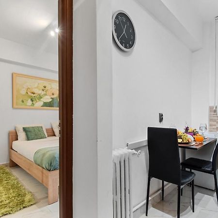 Central Studio Emerald Appartement Boekarest Buitenkant foto